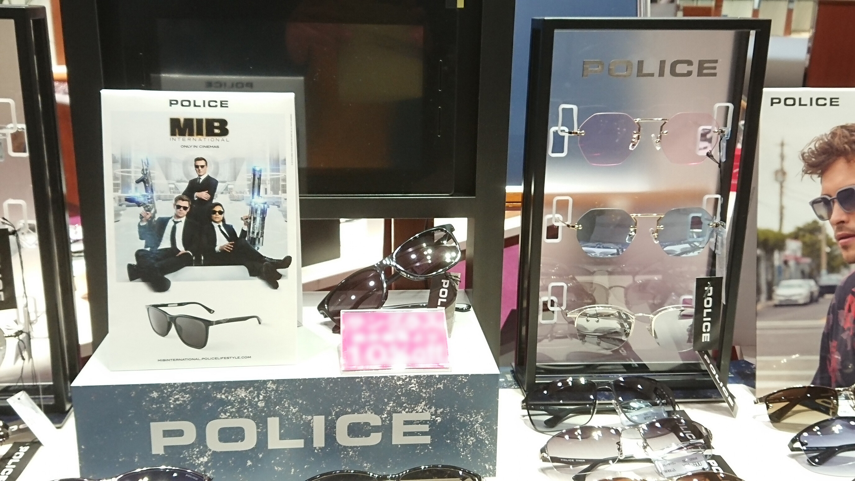 POLICE SUNGLASSES POP-UP STORE開催中