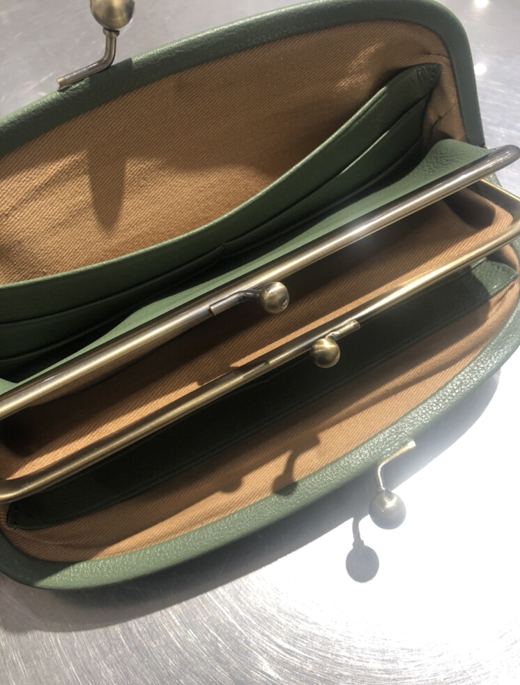 ANVOCOEUR がま口財布