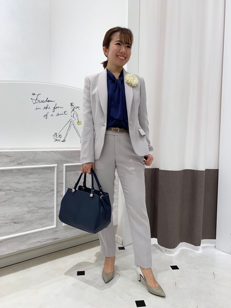 《recommend》セレモニーにおすすめ☆ライトグレースーツ