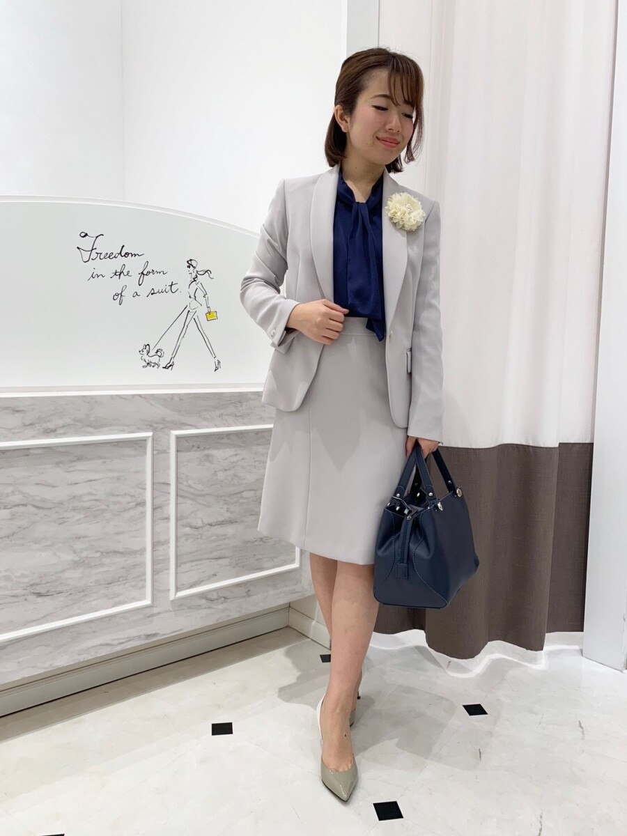 《recommend》セレモニーにおすすめ☆ライトグレースーツ