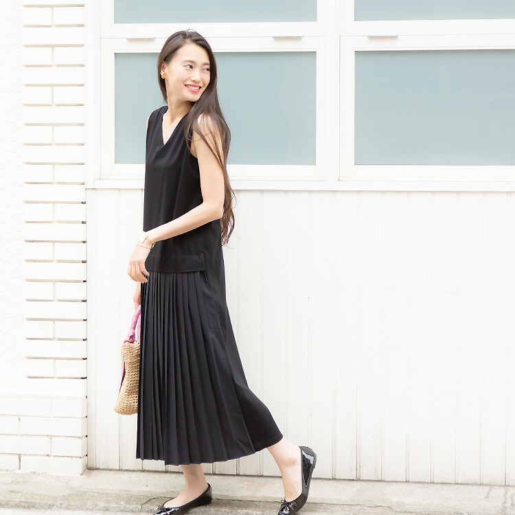 再入荷♡バックプリーツノースリーブワンピース♡