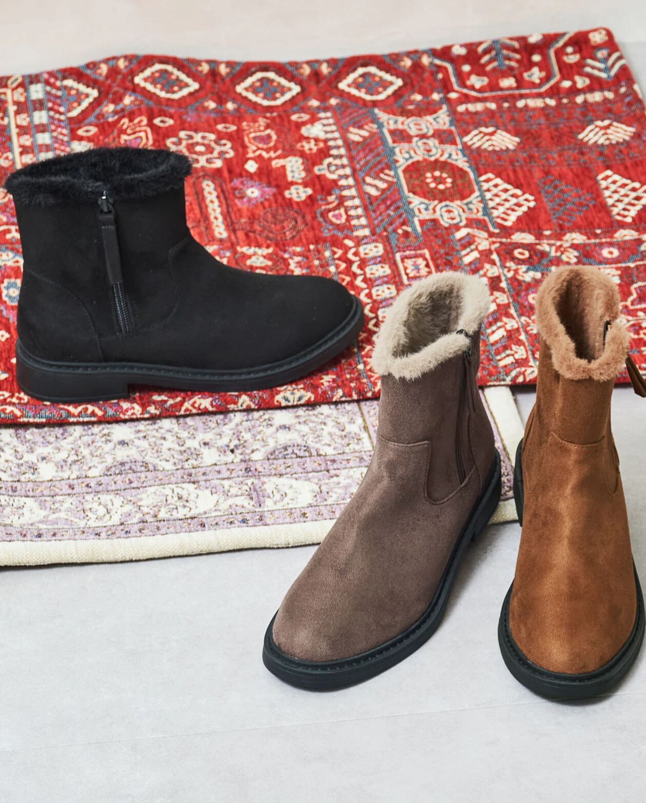 新作ブーツが続々と入荷しております！