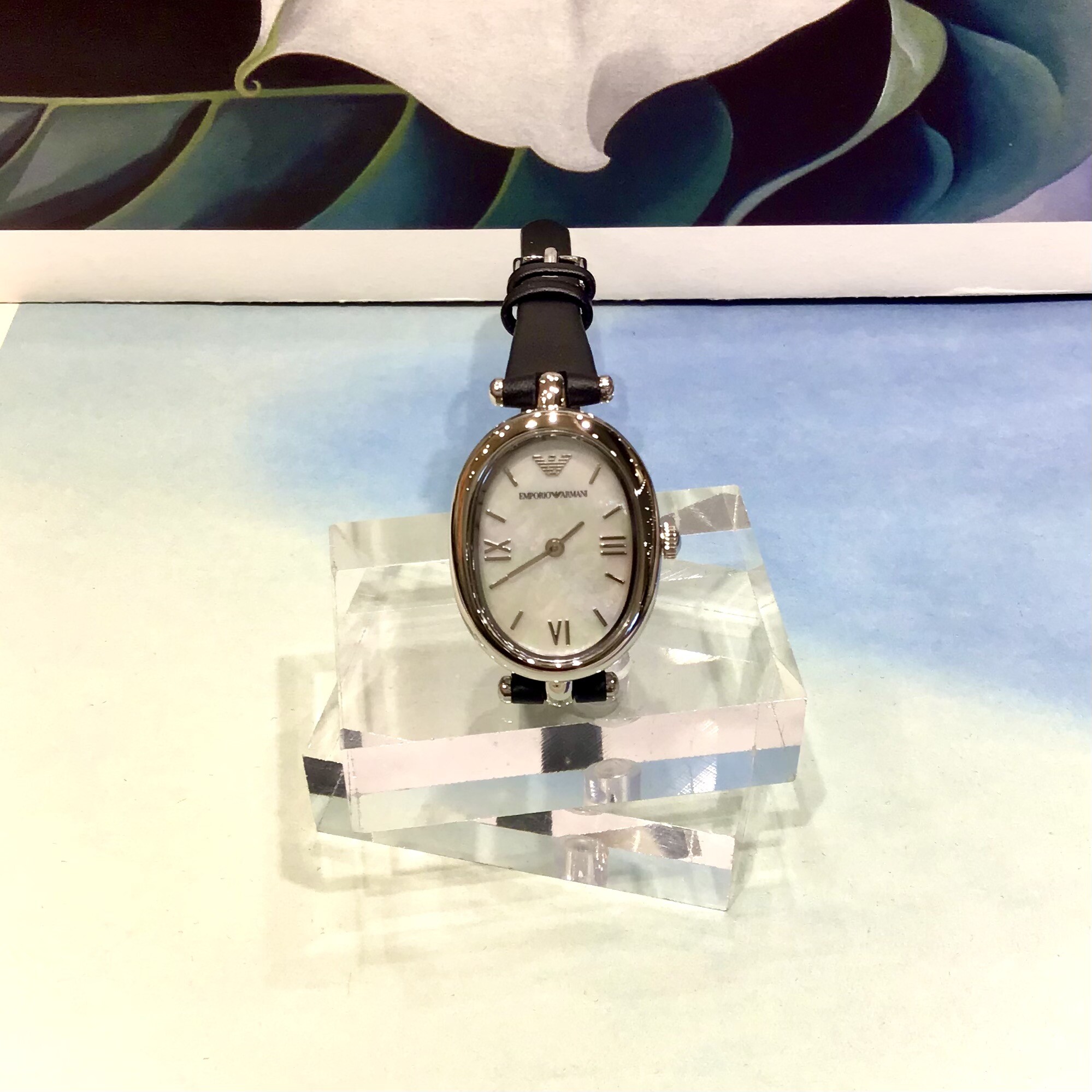 【EMPORIO ARMANI】高級感あるレディースのアルマーニはいかがですか？