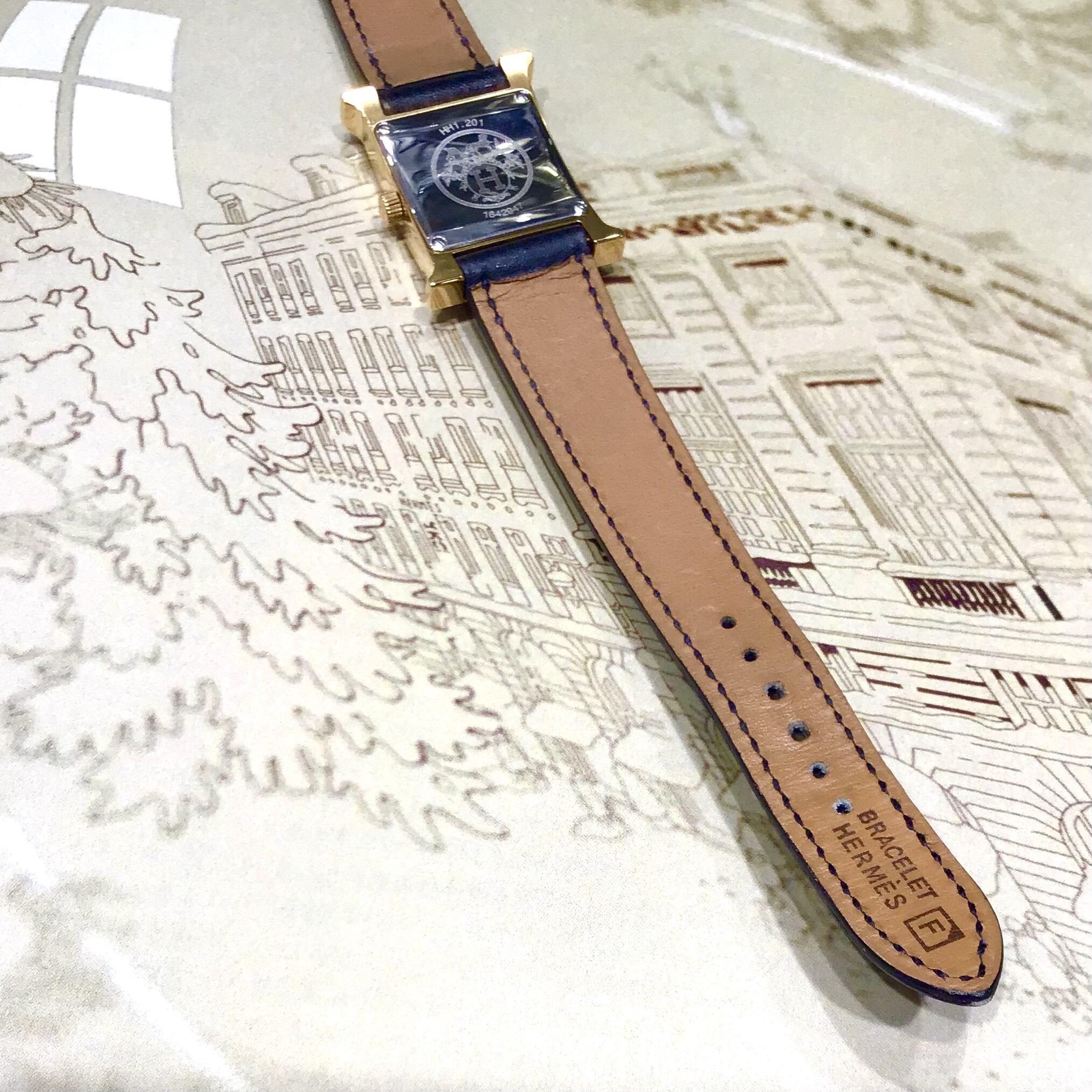 【HERMES vintages】Hウォッチ入荷★