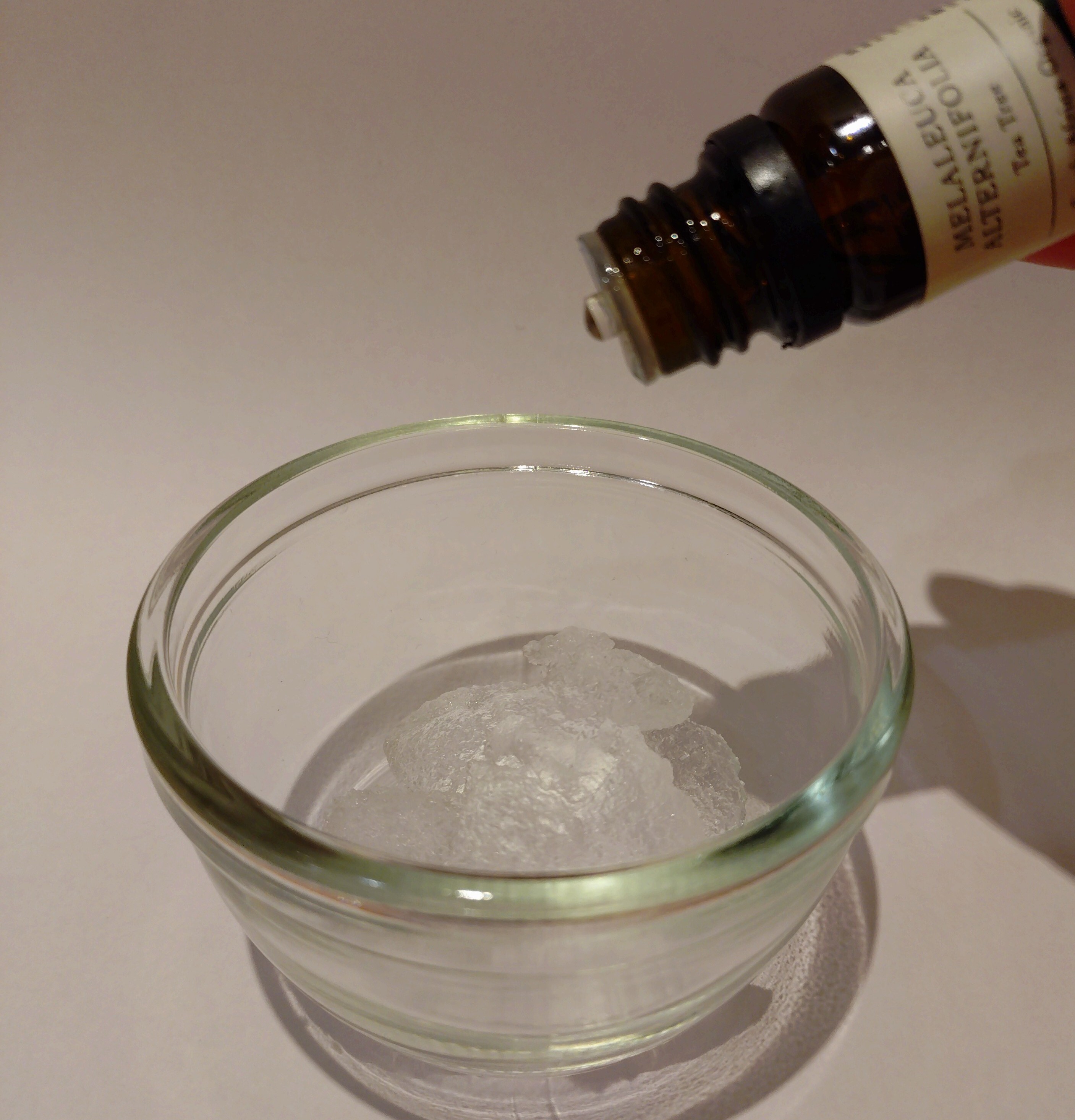 保冷剤を使って簡単!芳香&消臭剤