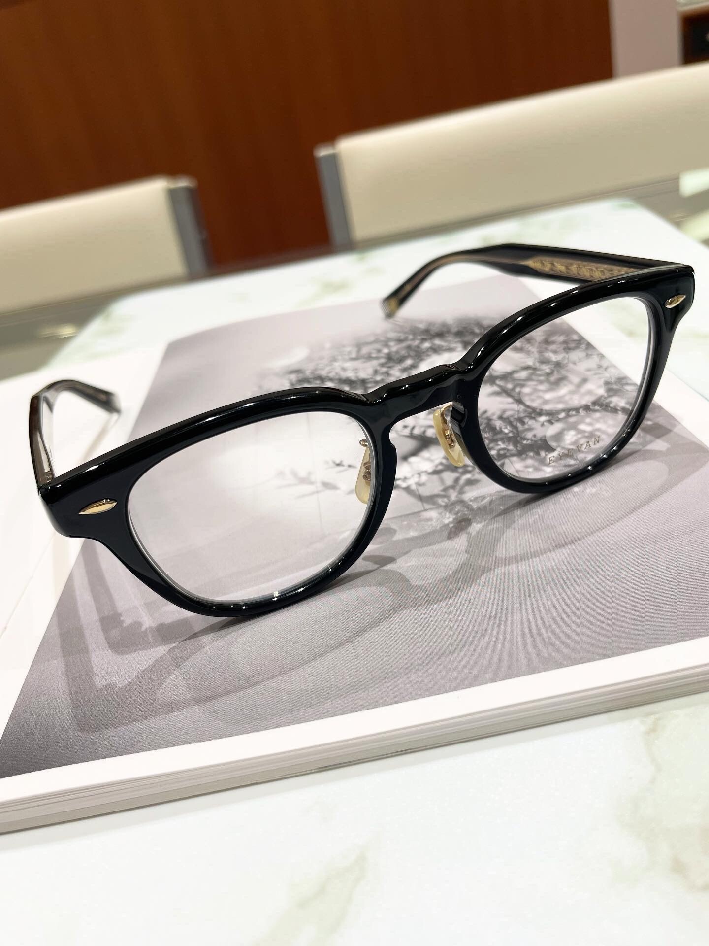【EYEVAN】人気のフレームが再入荷いたしました!