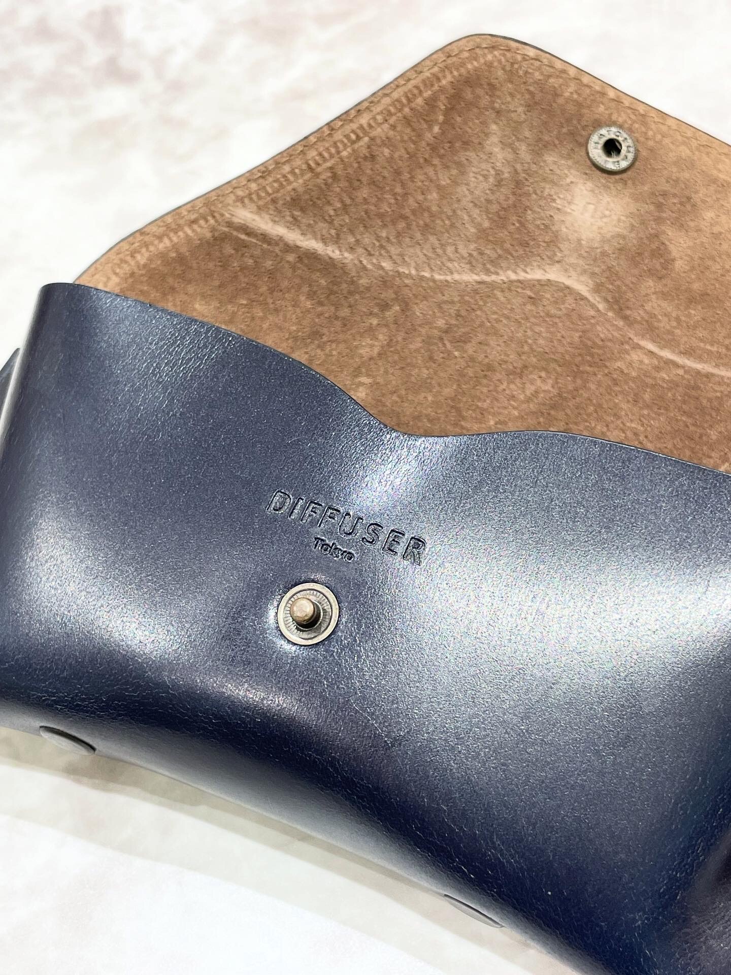 【DIFFUSER】満足度の高い本革製メガネケース!