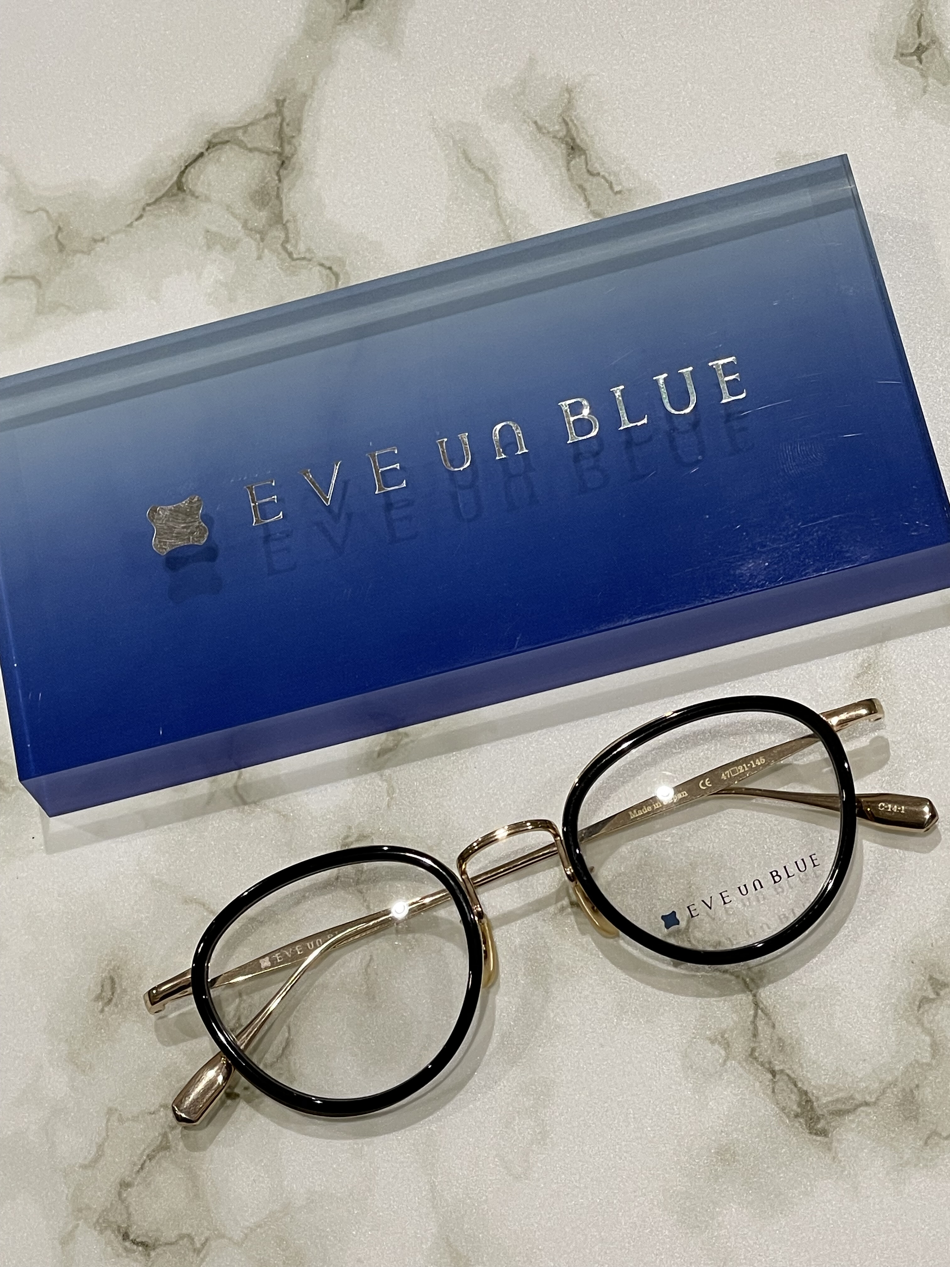 【EVE un BLUE】小ぶりなコンビネーションフレーム！