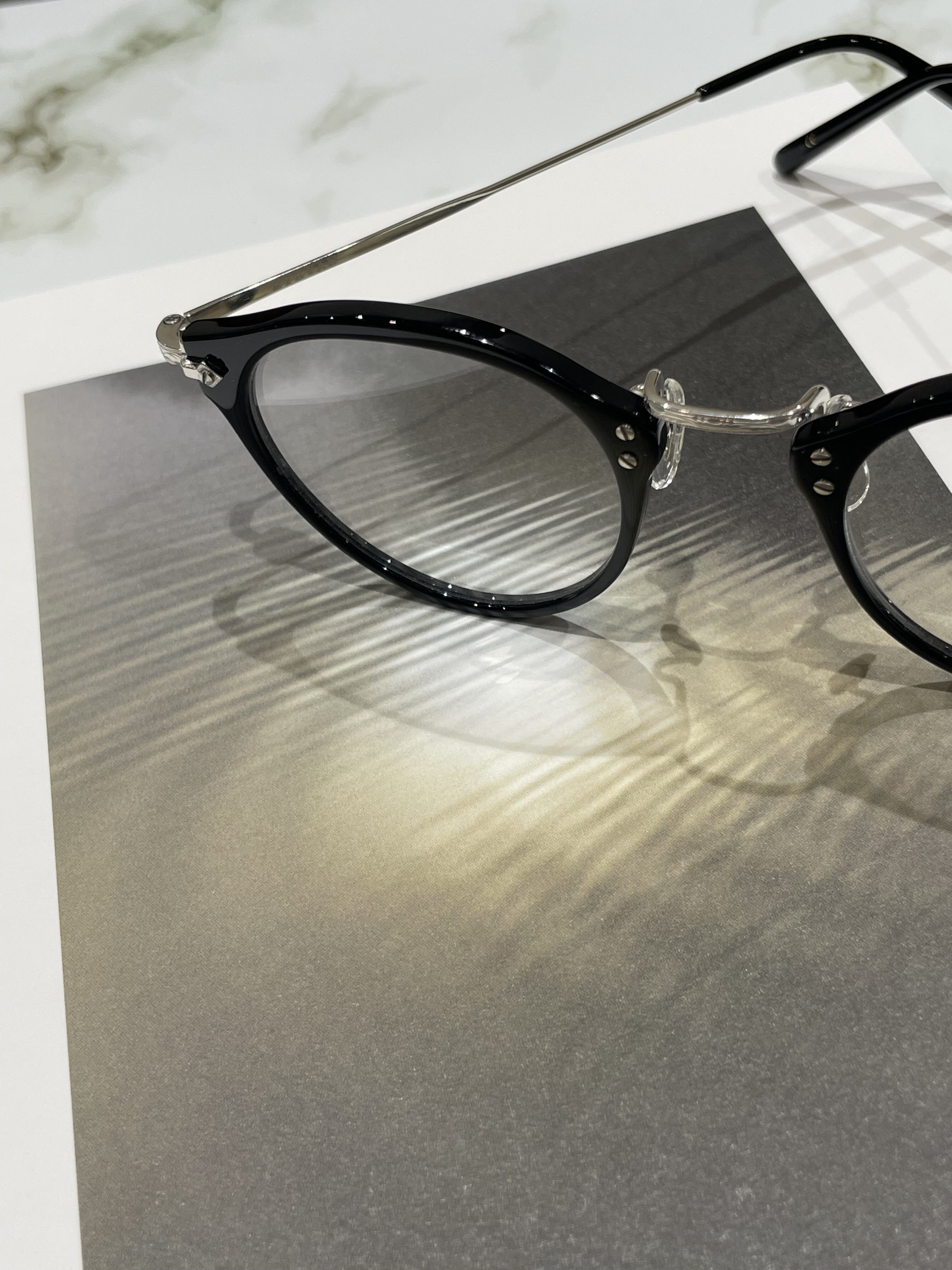 【EYEVAN】定番のコンビネーションフレーム！