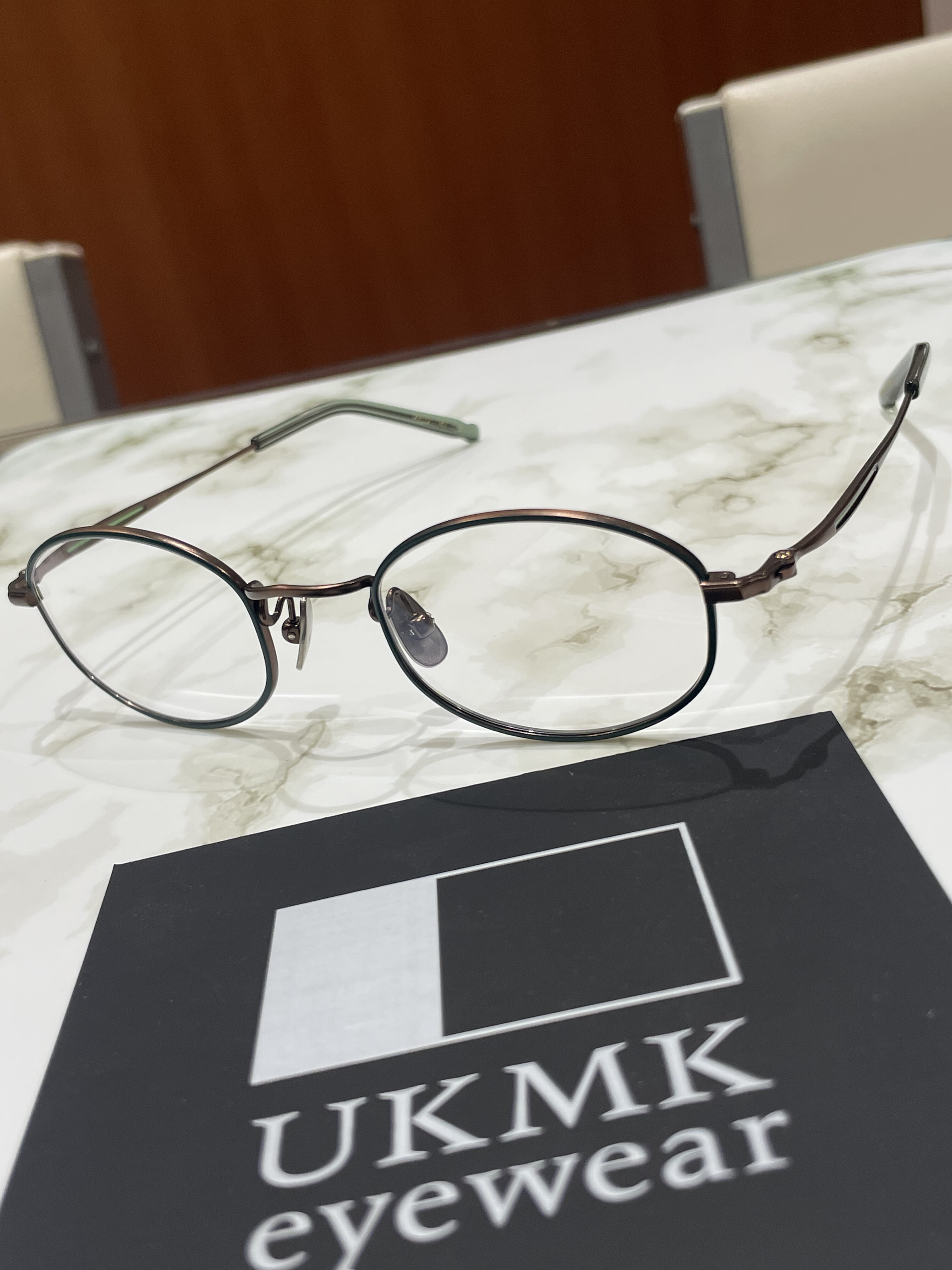 【UKMK eyewear】新作バレルシェイプフレーム！