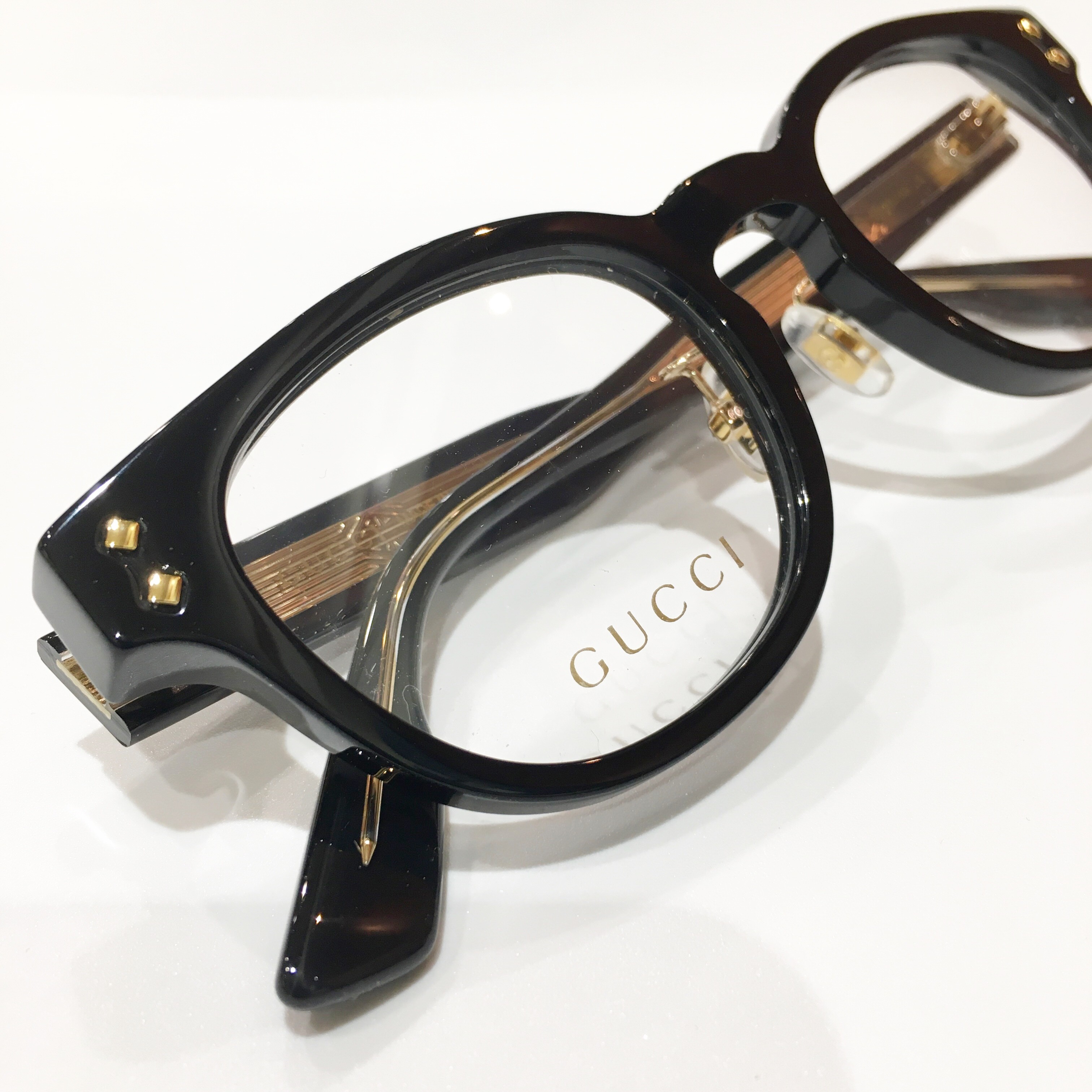 GUCCI】ボリューム感のある黒セル入荷！｜髙橋メガネ｜ショップ 