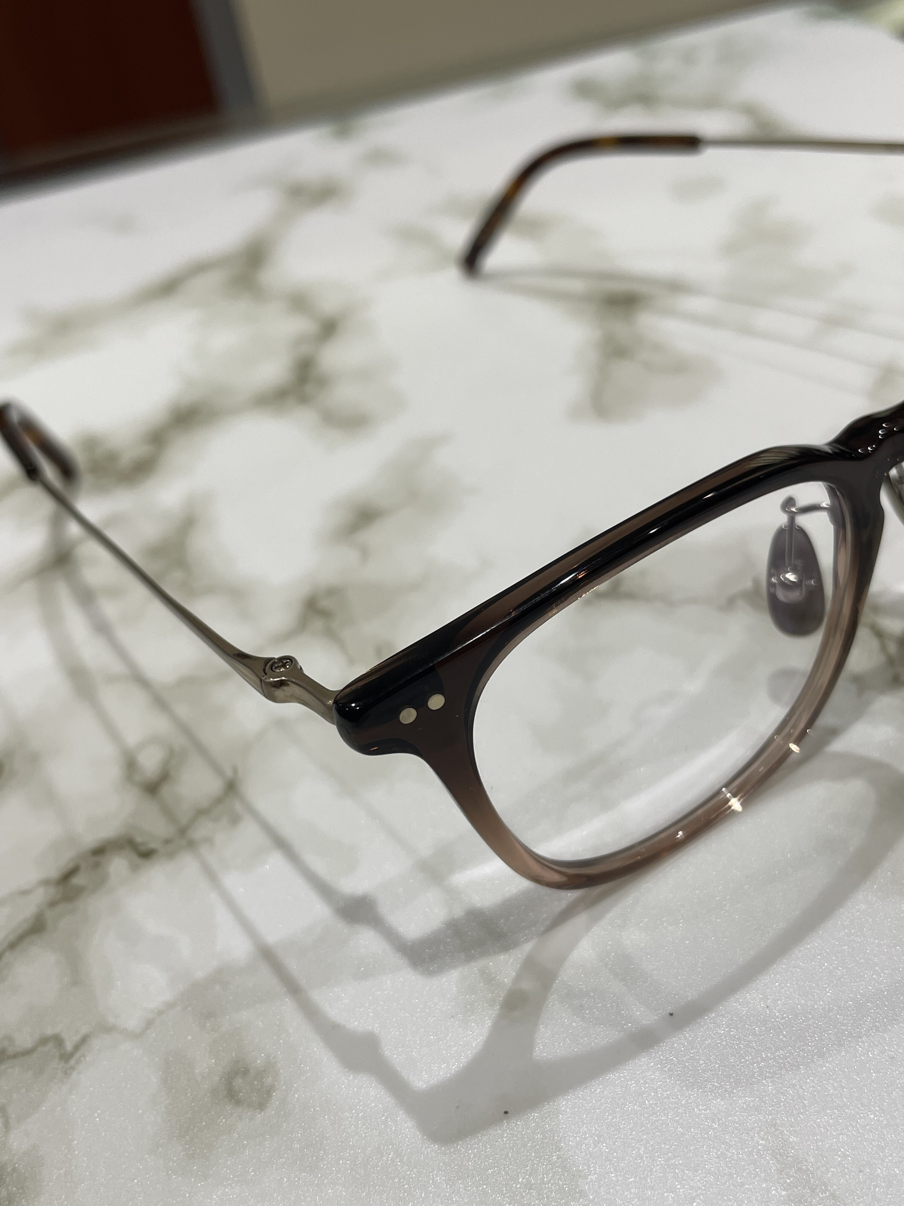 【UKMK eyewear】シーンを選ばす使える相棒のような一本！