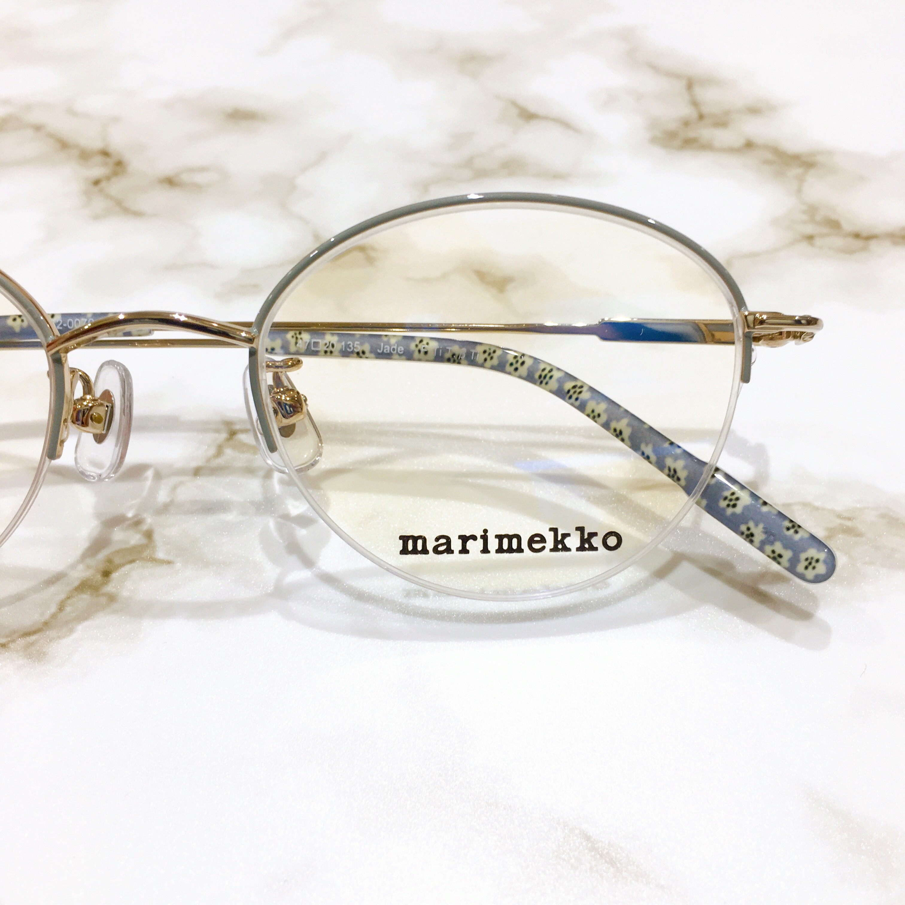 マリメッコの可愛らしいメガネが入荷しております！
