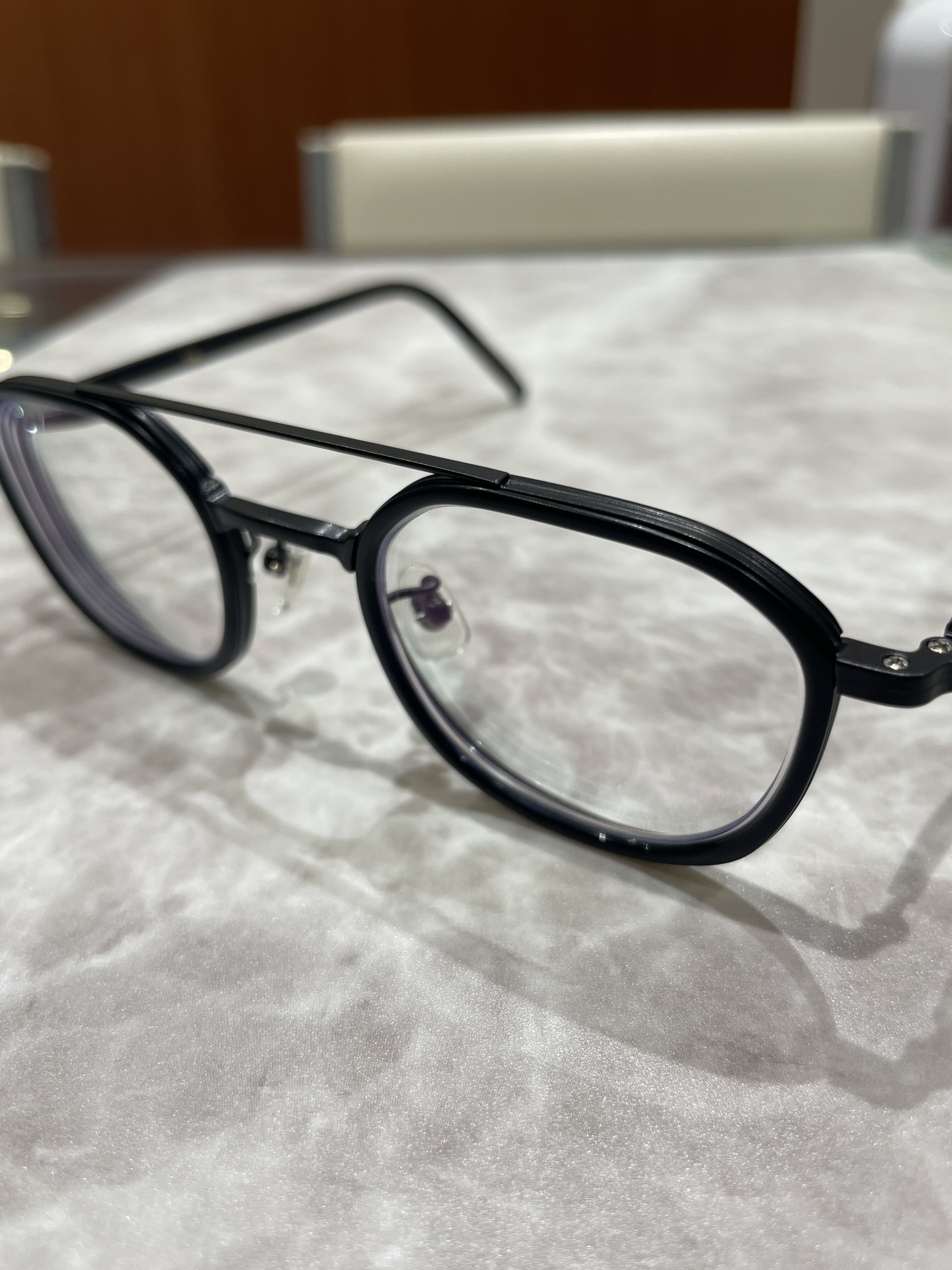 【UKMK eyewear】お客様購入フレームのご紹介!