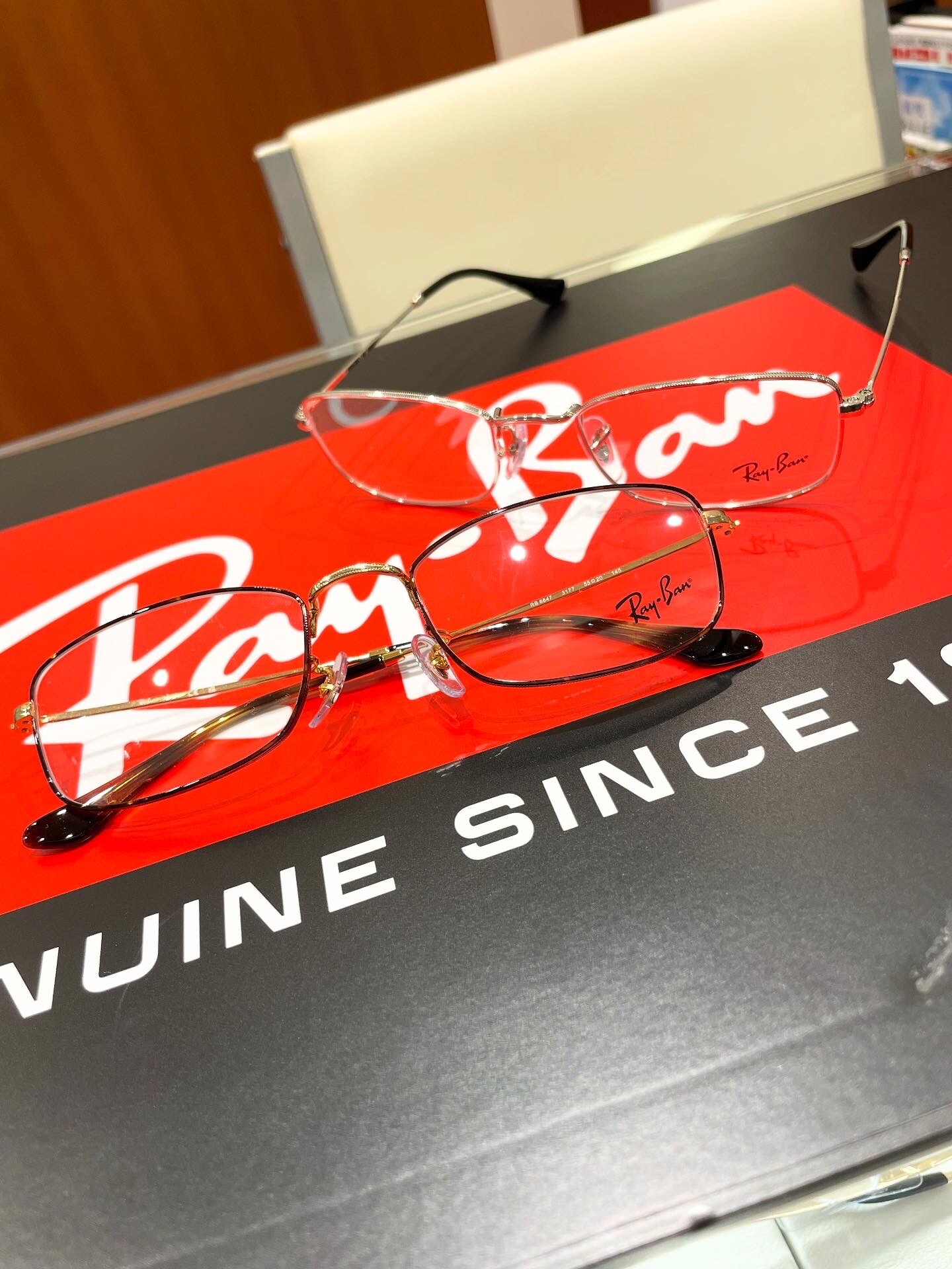 【Ray-Ban】シンプルデザインのメタルフレーム!