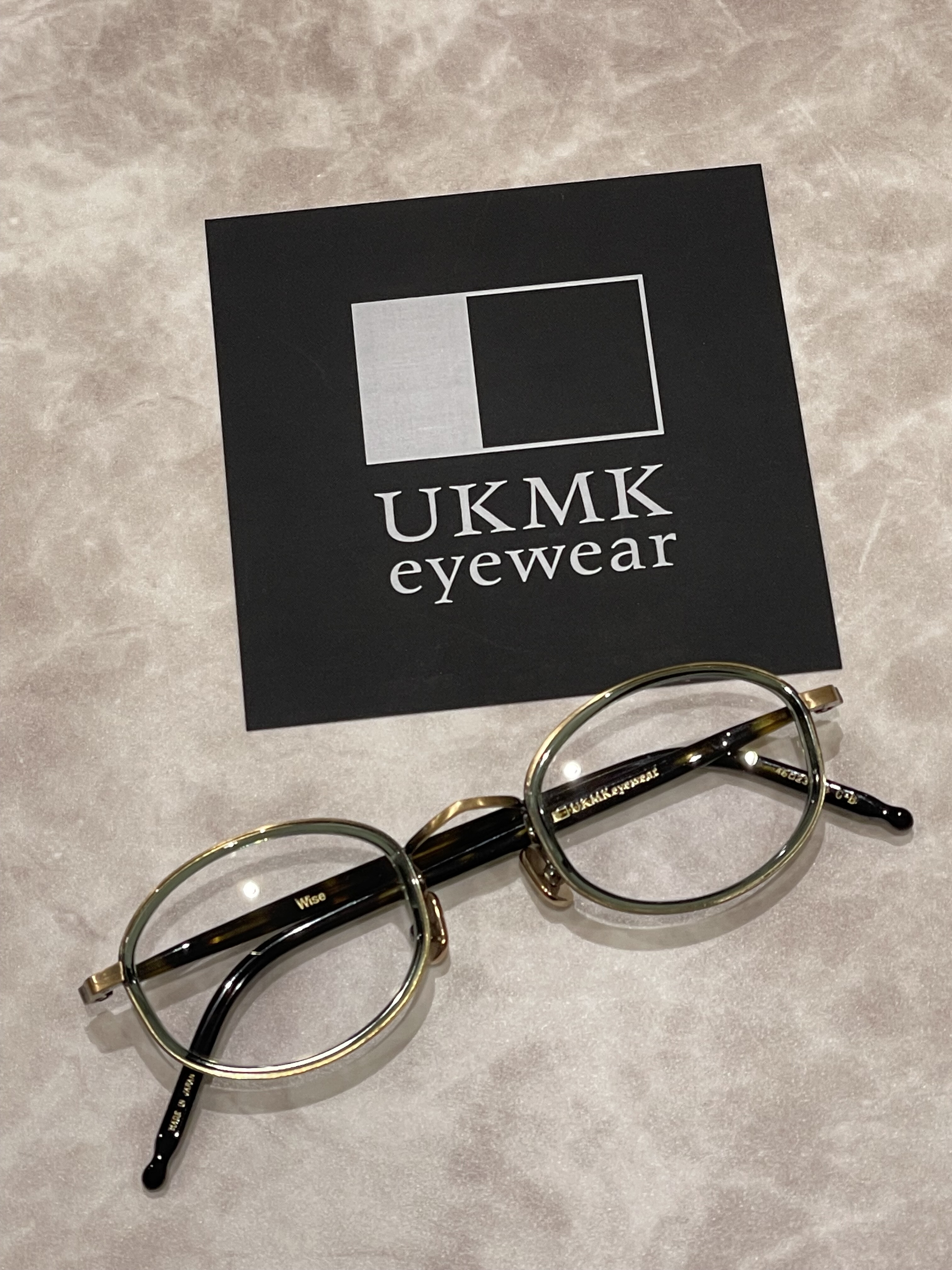 【UKMK eyewear】コントラストが美しいコンビフレーム！