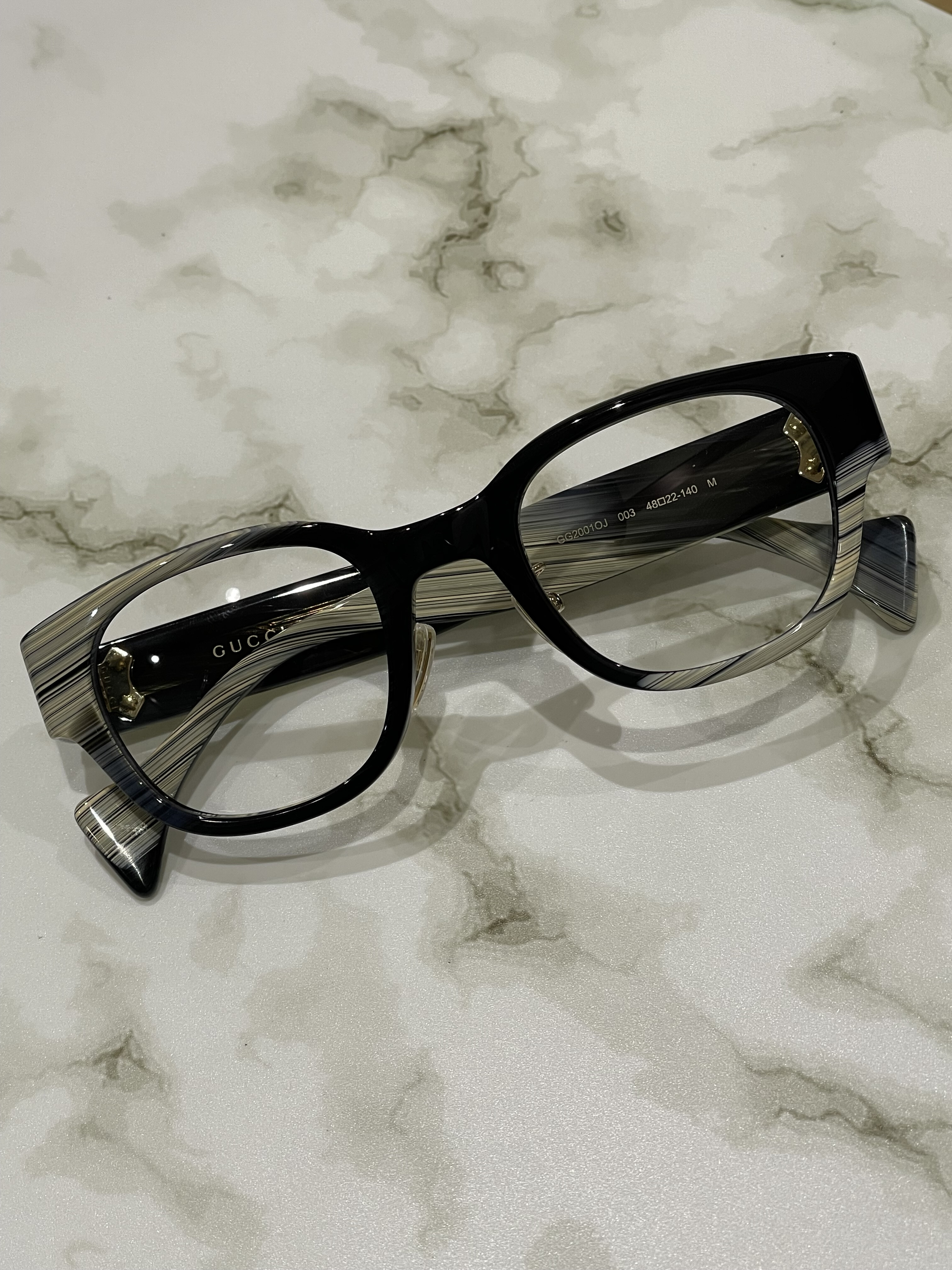 【GUCCI】ラグジュアリーなセルフレーム！