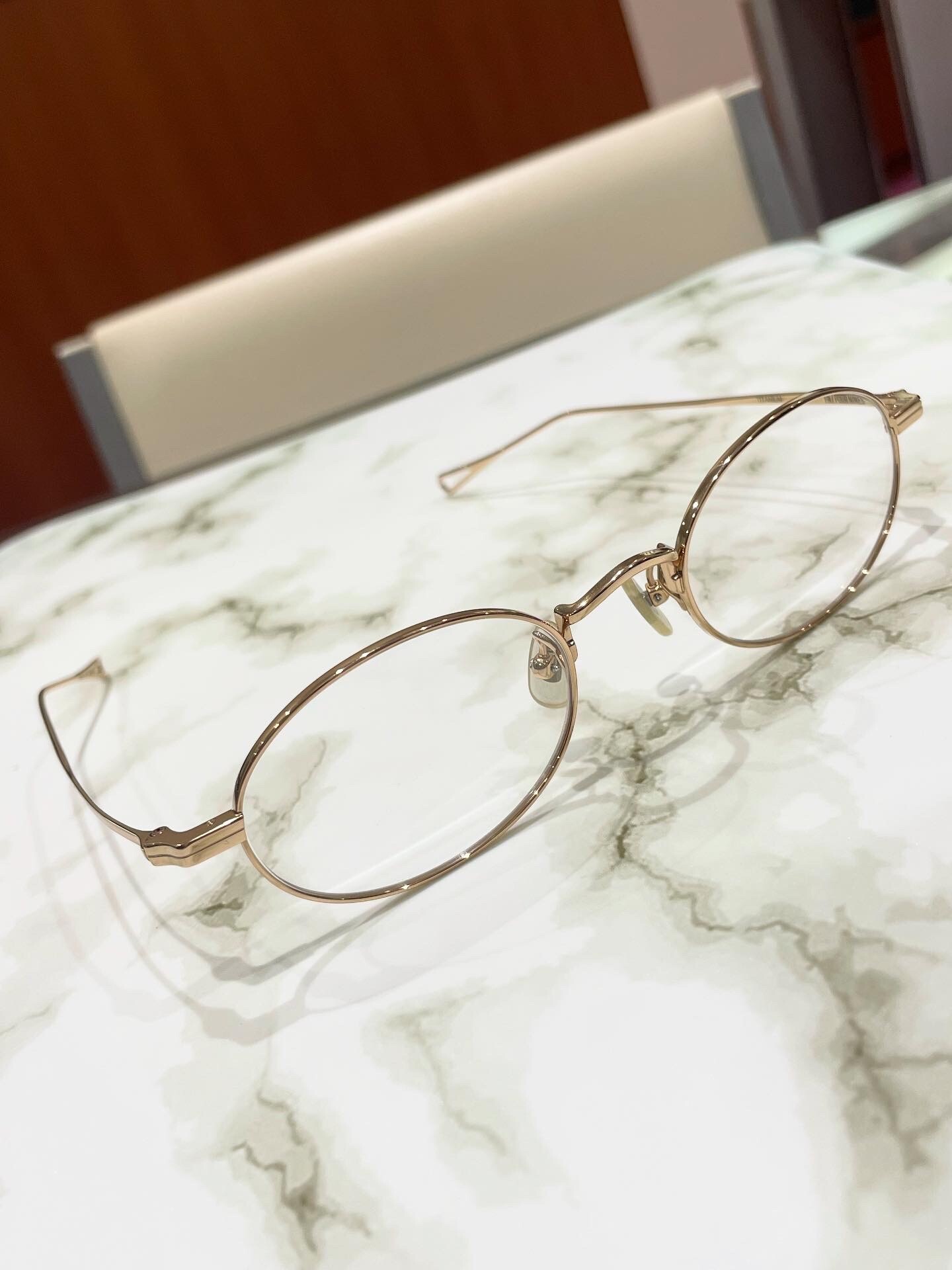 【FN/FOUR NINES】シンプルで使いやすいデザインのメタルフレーム!