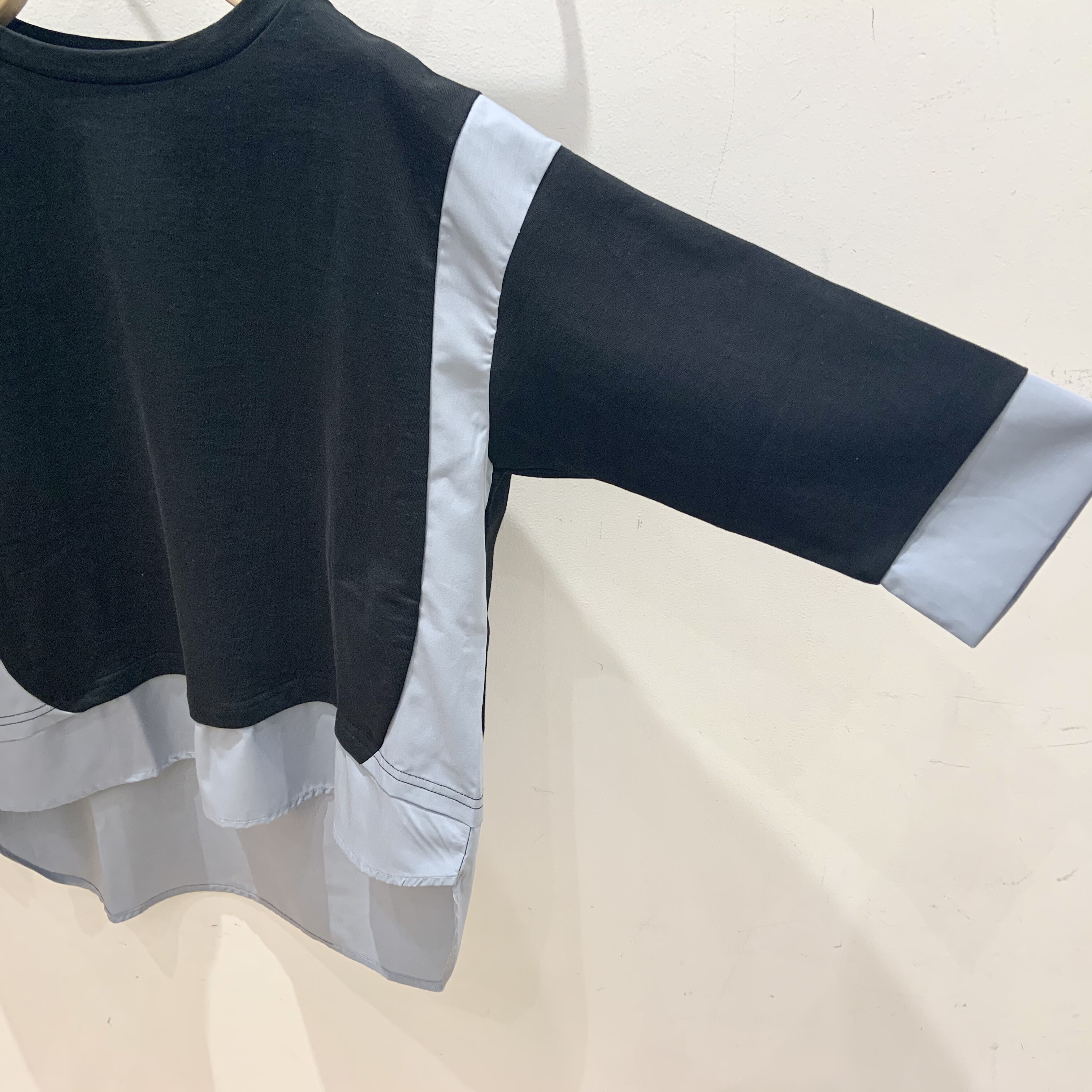 1枚でサラッと着れる!オシャレなデザインカットソー☆