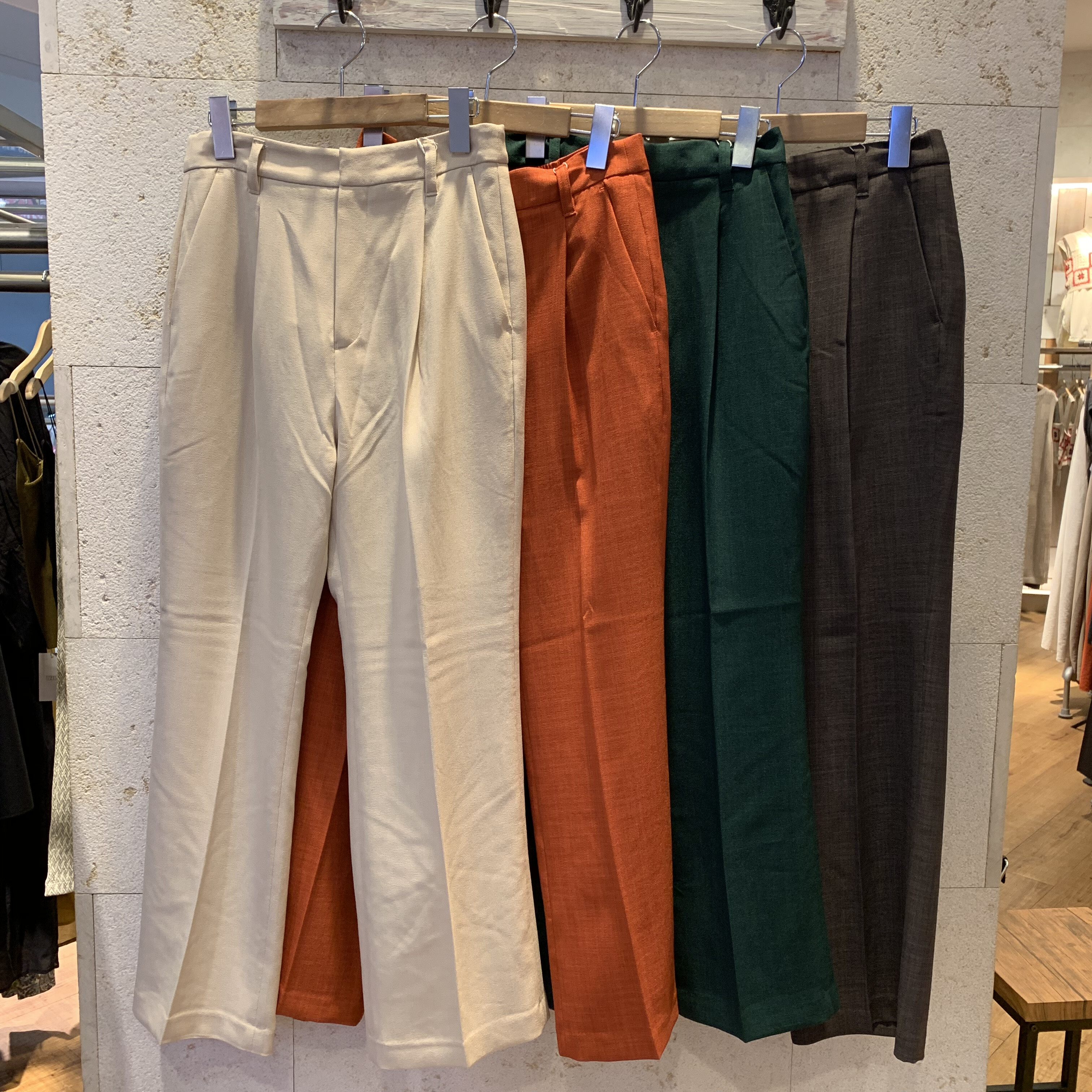 【ローリーズファーム】夏に涼しいジャケットのご紹介