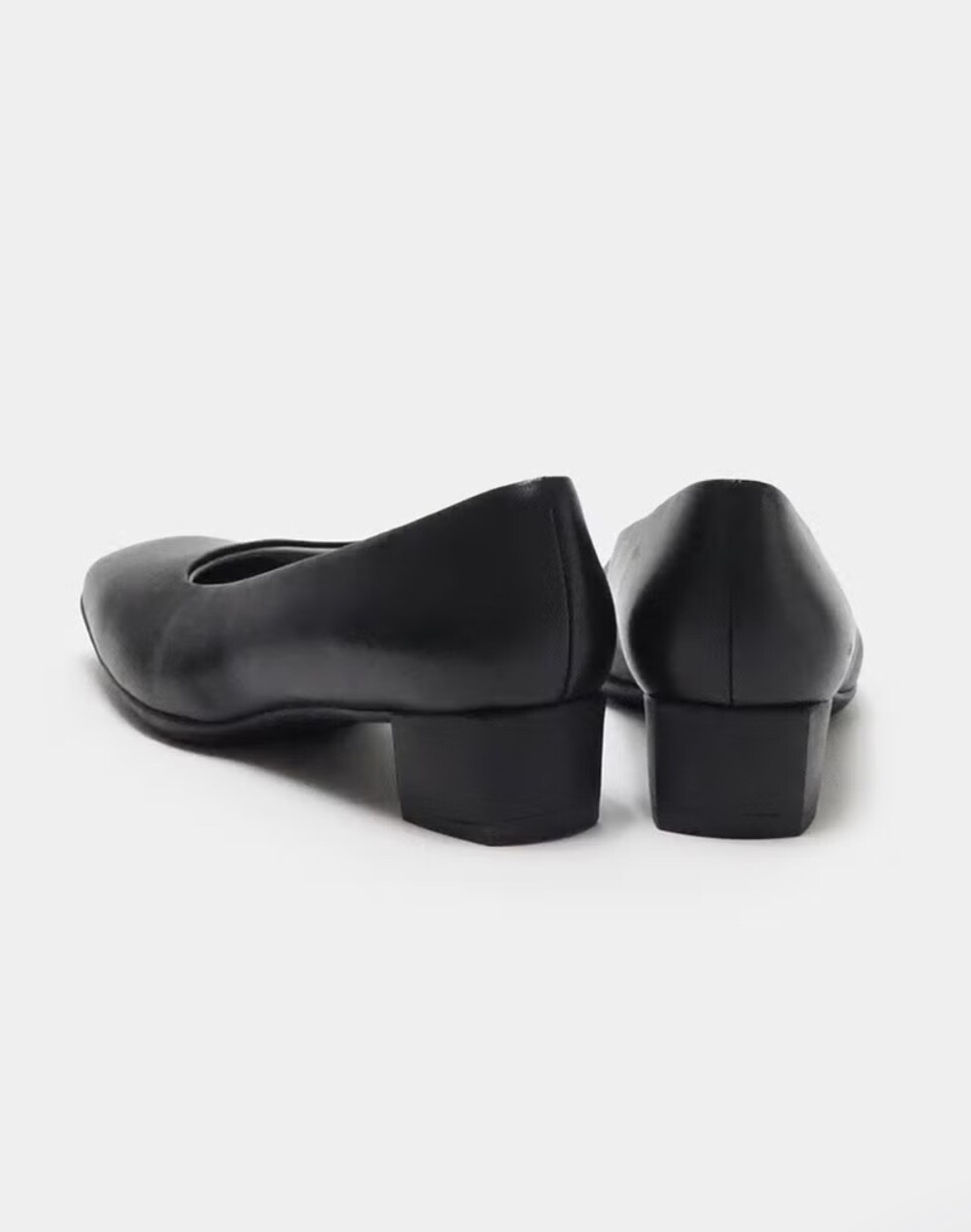 ブラックパンプス特集👠第一弾❣️