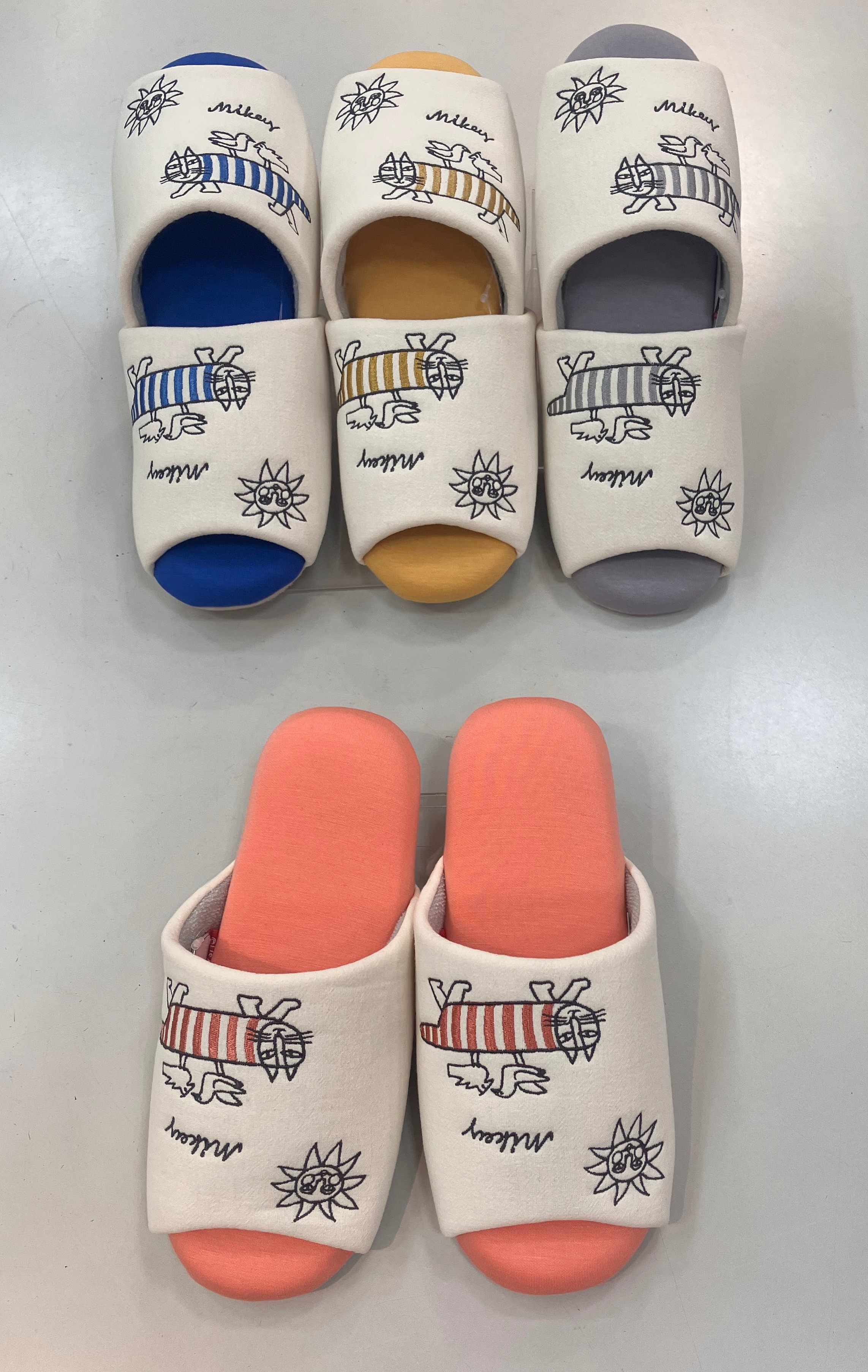 春夏ものスリッパが続々入荷‼️