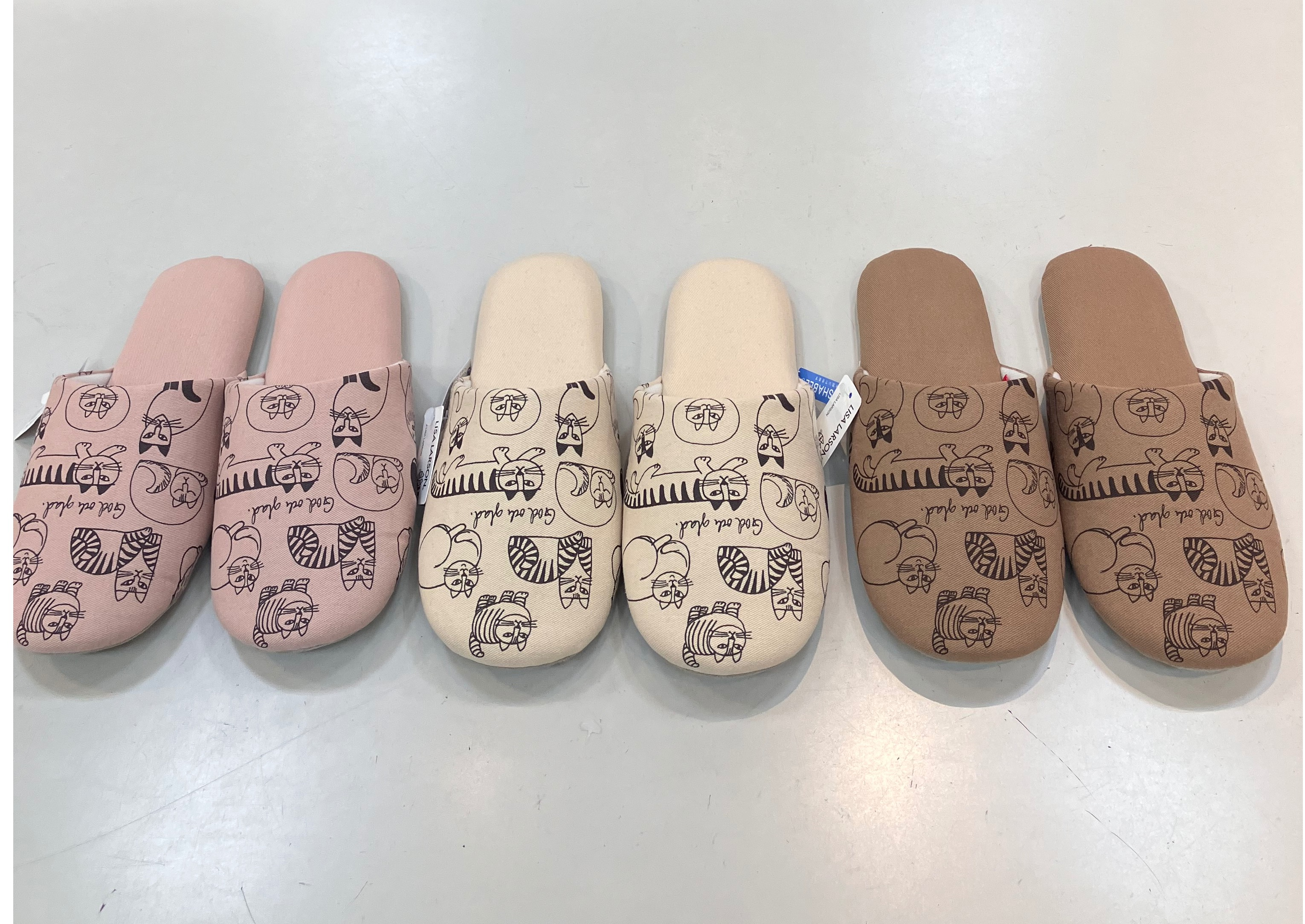 LISA LARSON 2026 Spring & Summer