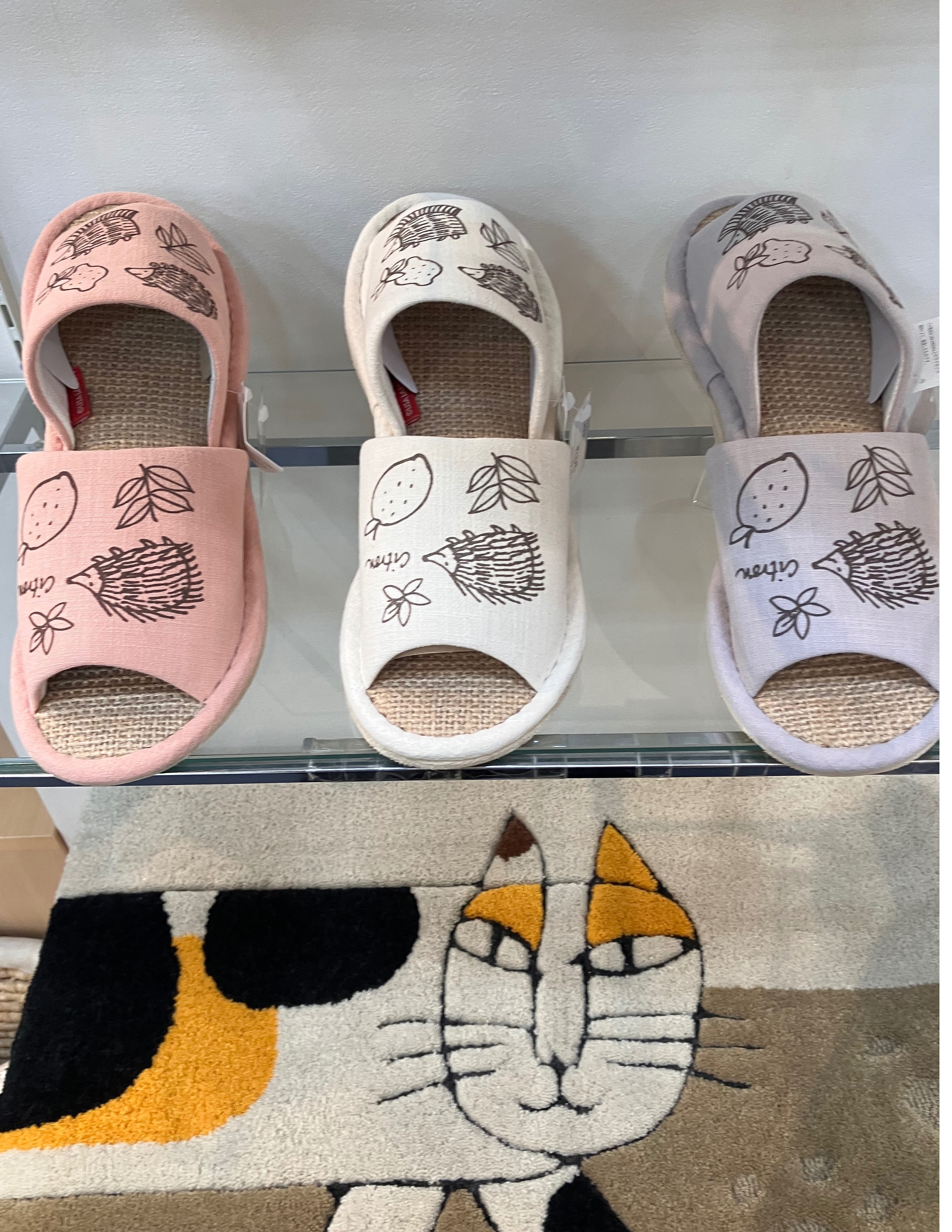 LISA LARSON 2026 Spring & Summer