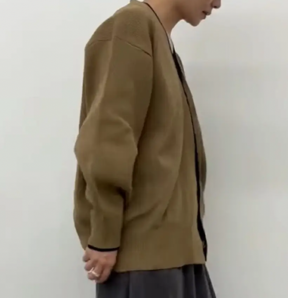 ☆ピリっと配色が映えるカーディガン！☆