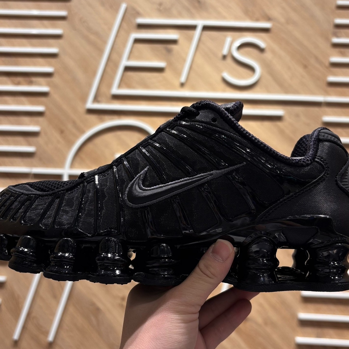 【NIKE　SHOXTL】　【NEW‼!】