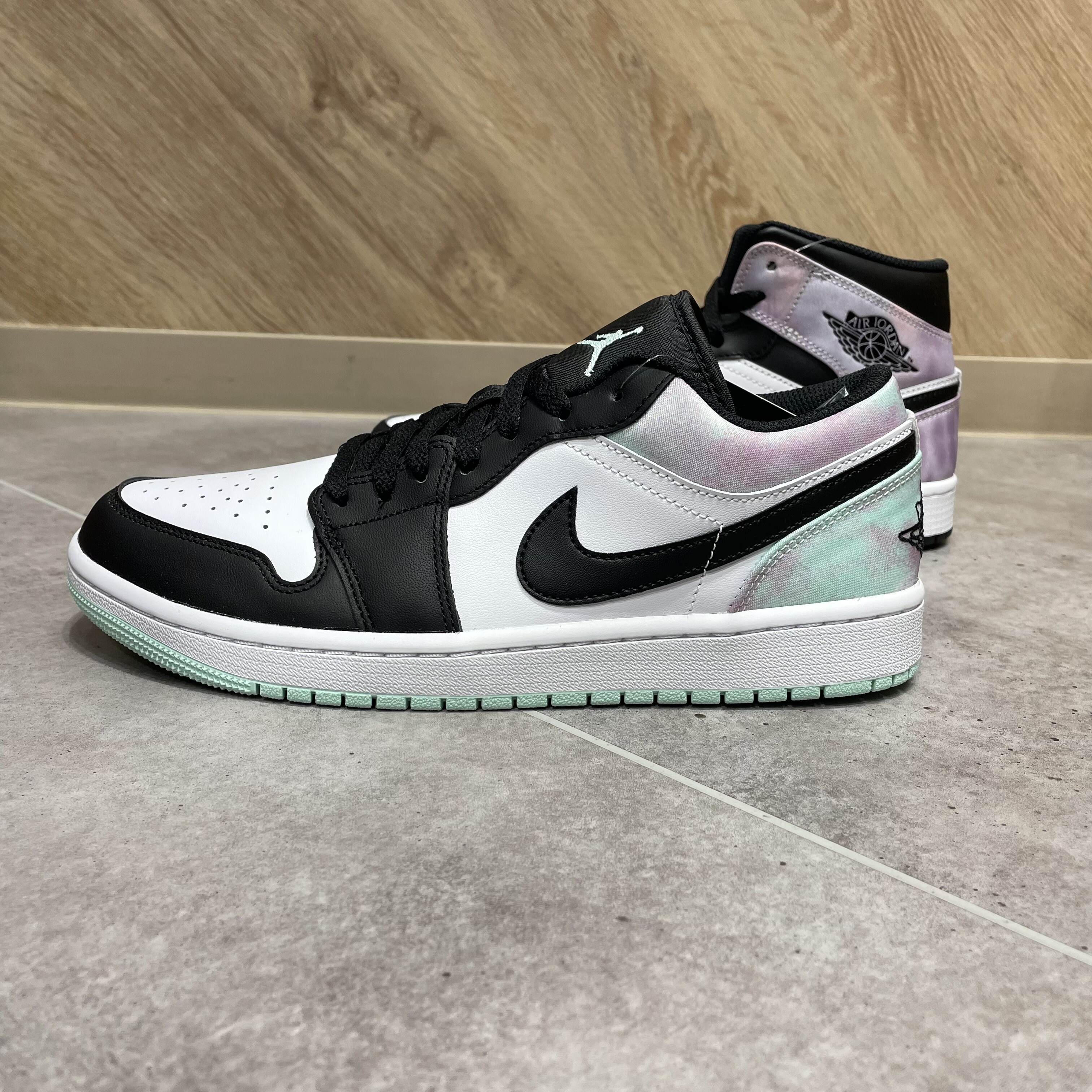 【NIKE AIR JORDAN 1 LOW / MID SE】