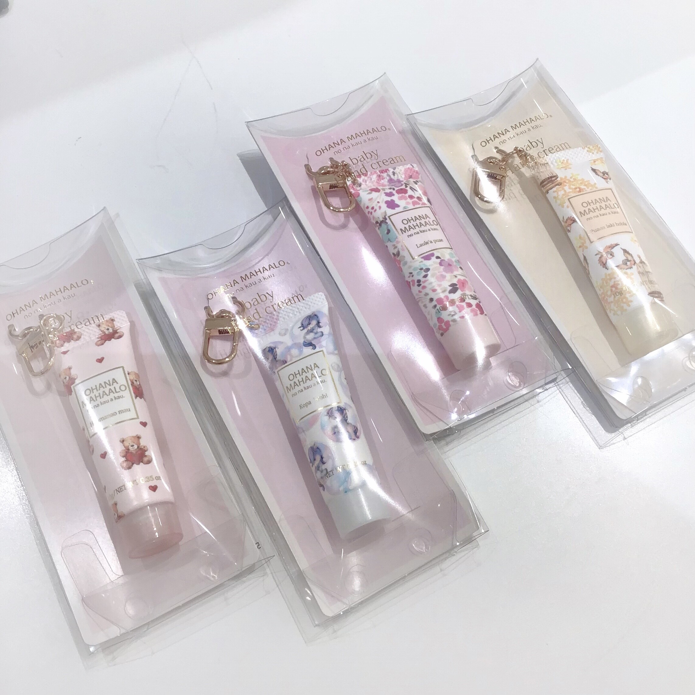 【 数量限定 】キーホルダーサイズのハンドクリーム ?! 🧸🌷