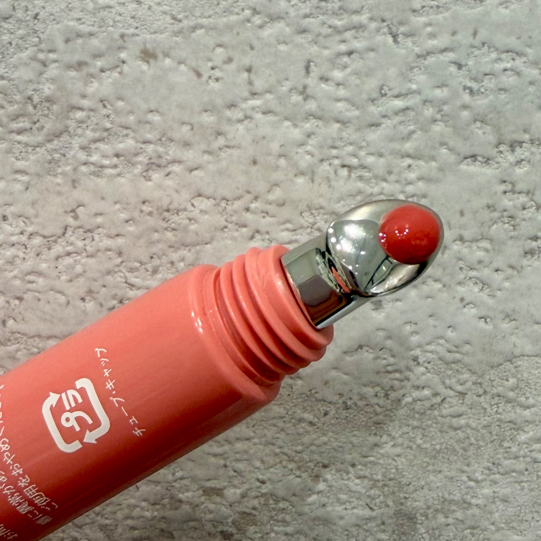 今話題の【Her lip to BEAUTY】の取り扱いがスタート✨💖人気のヘアミルクやリップエッセンス💄などパッケージから可愛い商品がたくさん💗💗