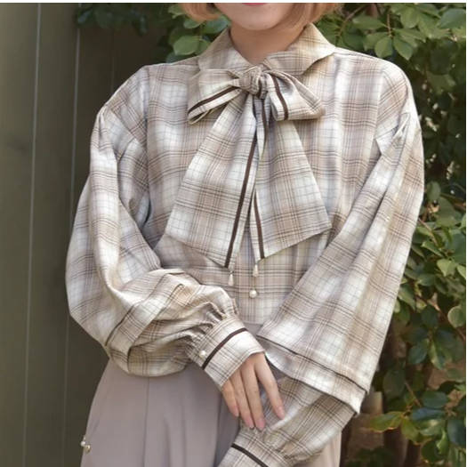 【春物入荷】軽やかな春ブラウス続々登場♪