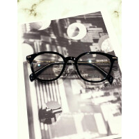 【Paul Smith】使いやすい形状のセルフレーム！