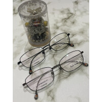 【Paul Smith】シンプルなスクエアメタルフレーム！