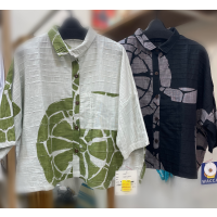 綿100% 柄シャツ ‎𖤐 ̖́-‬