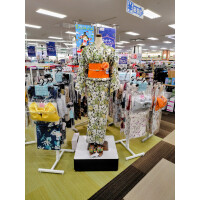 ”ゆかた”、”水着”販売中♪