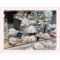 新作のコサージュ入荷しました˚💐﹏