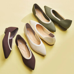 新作パンプス入荷しました🌸①