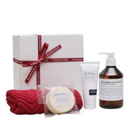 大切な方へのギフトに　クリスマスを彩る限定アイテム