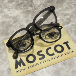【MOSCOT】人気のクリアセルフレーム！