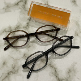 【HUSKY NOISE】多角形シェイプのセルフレーム！