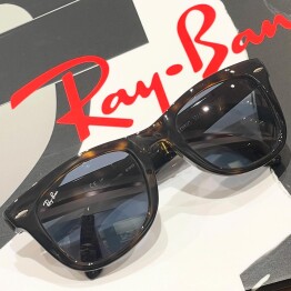 【Ray-Ban】折り畳み式のWAYFARER！