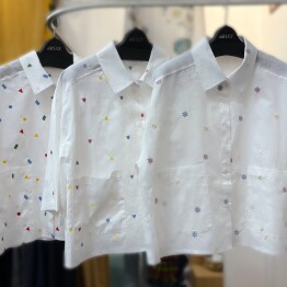 ⭐︎総柄刺繍シャツ⭐︎