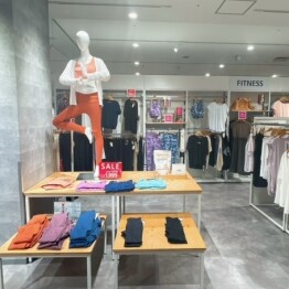 【フィットネス】身体を動かしていい汗をかきましょう！！