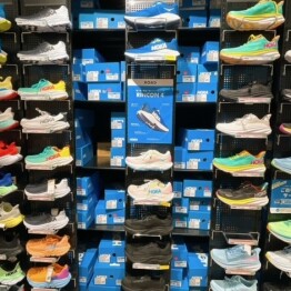 【シューズ】HOKA　リンコン４