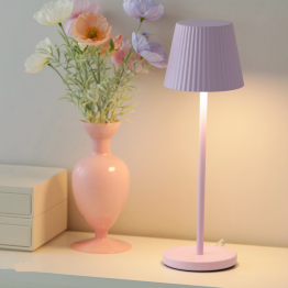 【NEW!】カラフルでポップなランプ💡💚