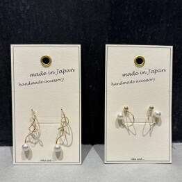 クリスマスギフトにアクセサリーいかがでしょうか？