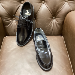 ブーツ・マークのご紹介！